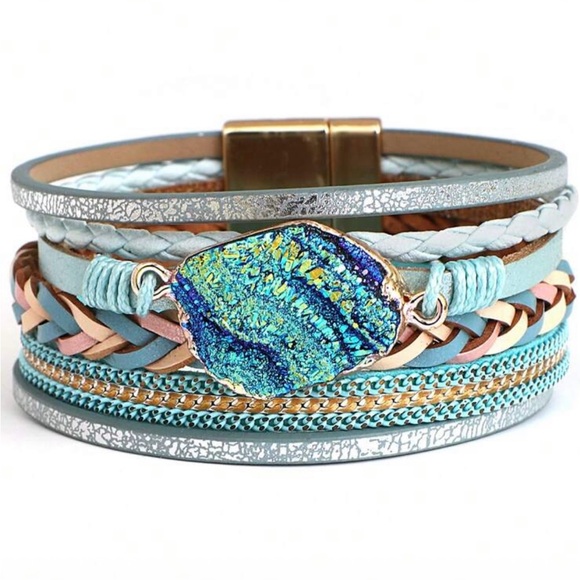 Bohemian Style Bracelet with Turquoise Stone - Picture 2 of 6